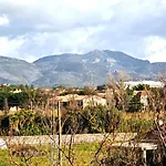 L'avant Scene *
