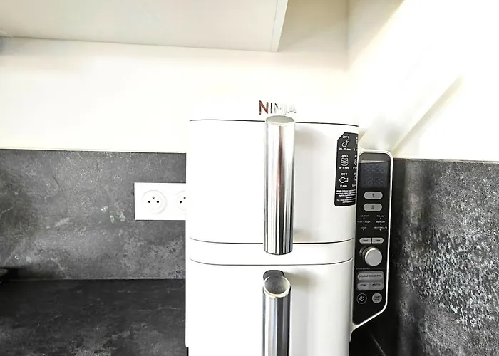 L'avant Scene * Fréjus